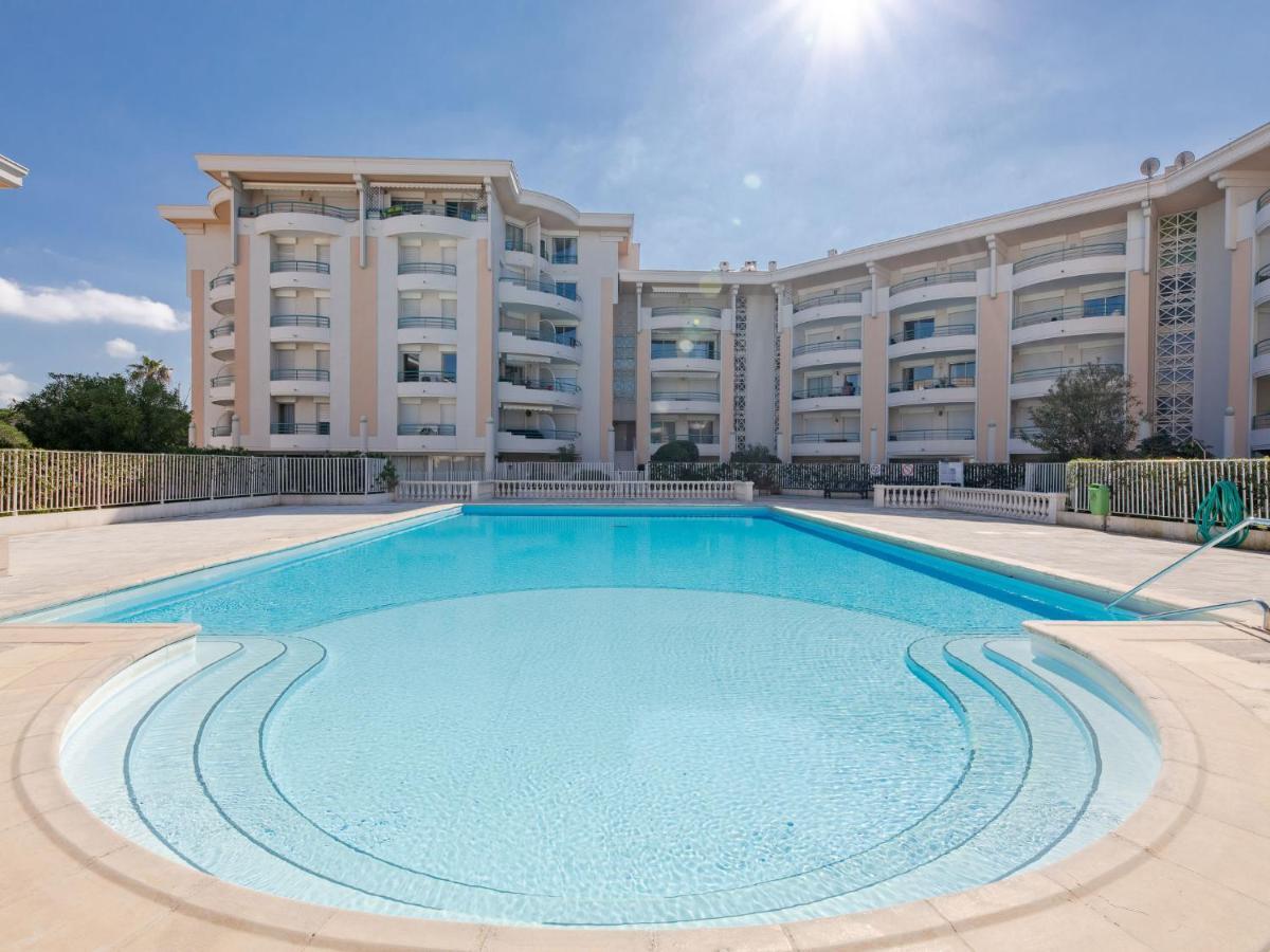 Apartment Le Borghese By Interhome Фрежус Екстер'єр фото